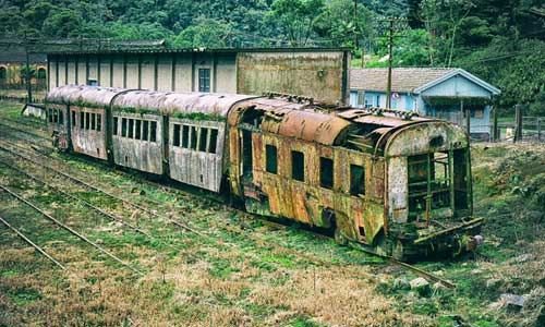 Cận cảnh tuyến đường sắt bỏ hoang hút du khách ở Brazil 